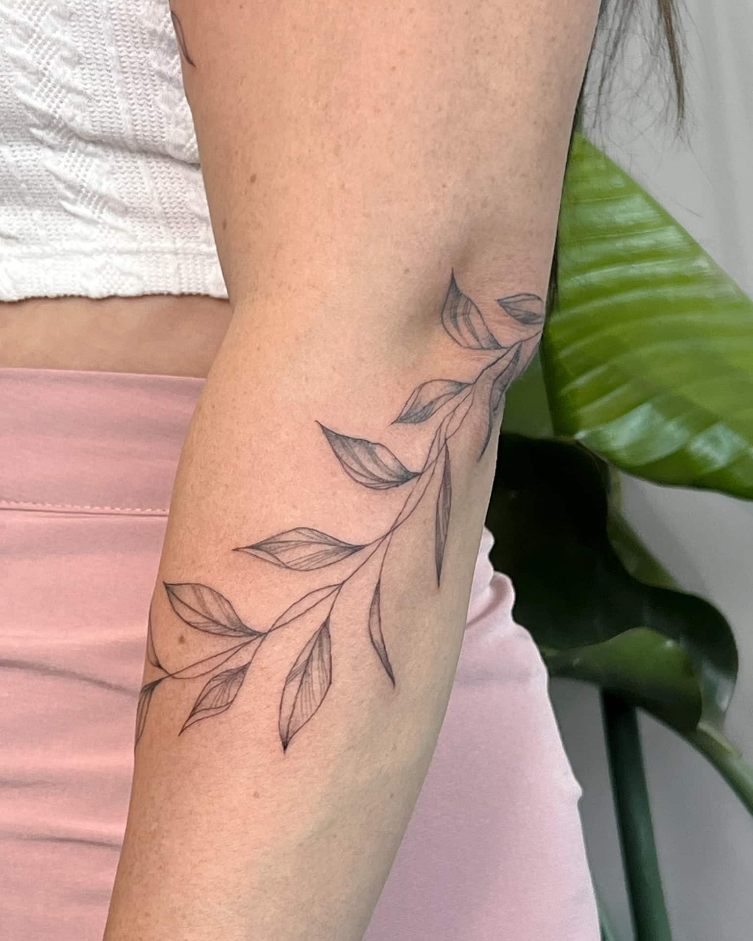 tatouages réalistes floraux